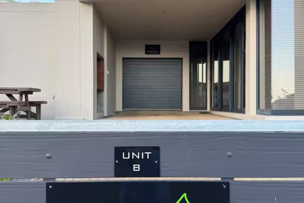 suite-vos-exterior-image-3